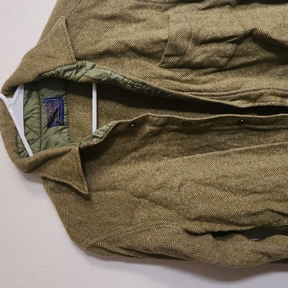 Pendleton vintage button up sz medium - Picture 2 of 8